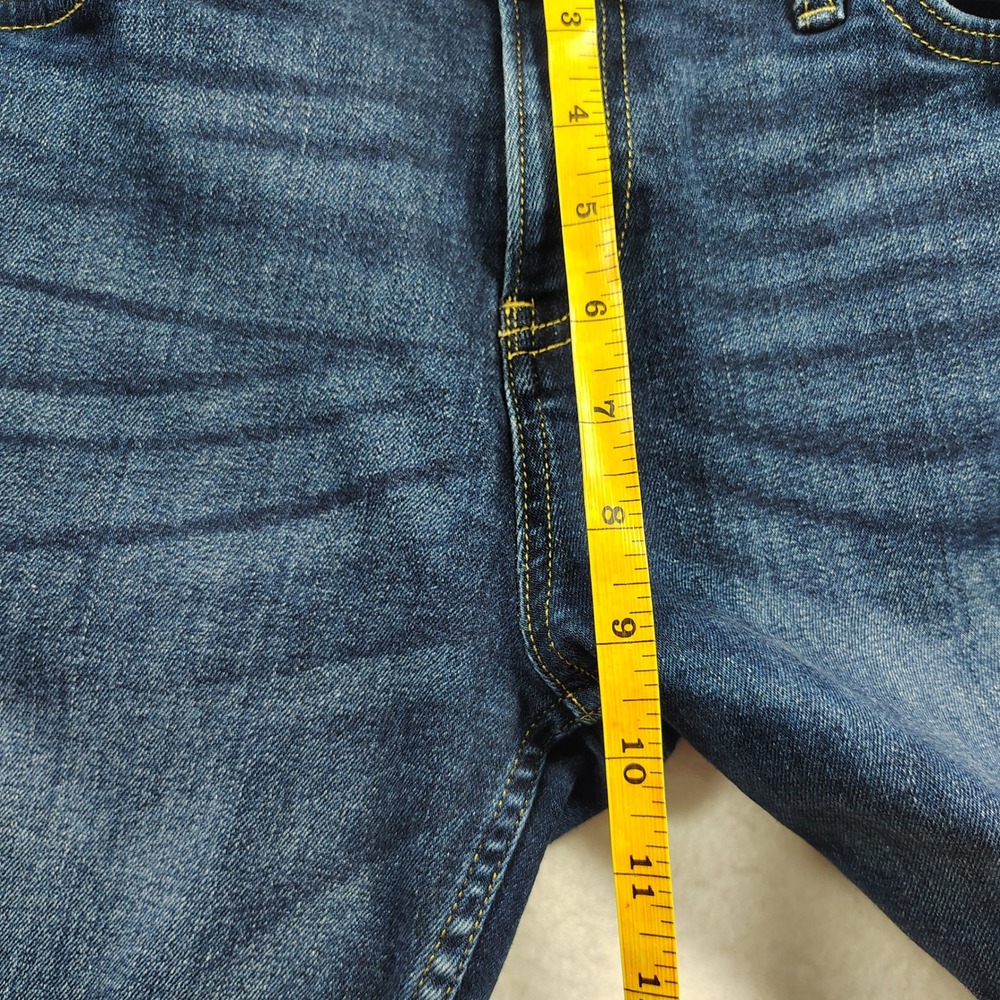 Calvin Klein jeans Sz 10 Blue Denim mid wash Bermuda shorts Inseam 8" - Picture 9 of 12